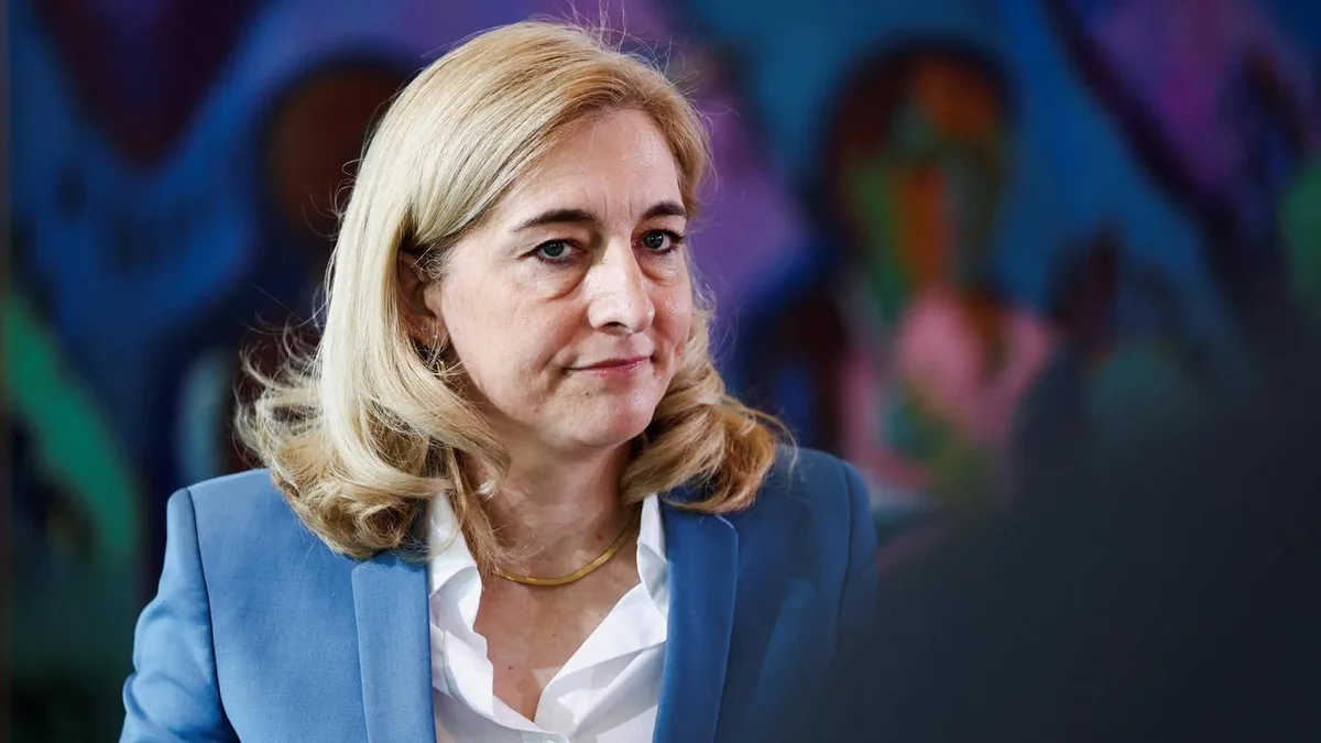 Wettbewerbsfähigkeit: Nina Warken kündigt weitere Reformen zur Entlastung von Unternehmen an