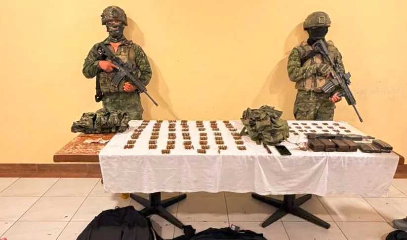 Ecuador asestó golpe a disidencia de las Farc: cuatro detenidos y un arsenal decomisado