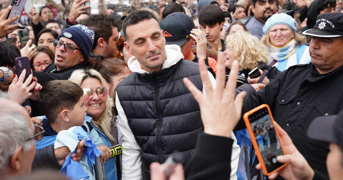El curioso pedido de un dirigente político: "Hay que buscar un presidente como Scaloni"
