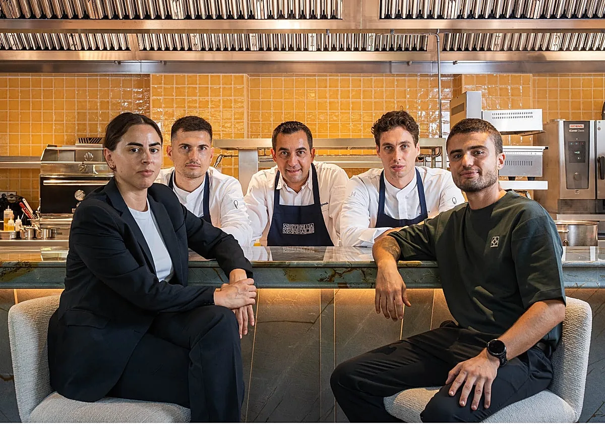 Osteria Condal convierte su cocina abierta en una ópera culinaria en el Paralelo
