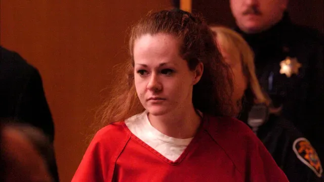 Christa Pike esperou 30 minutos por assistência após execução falhada