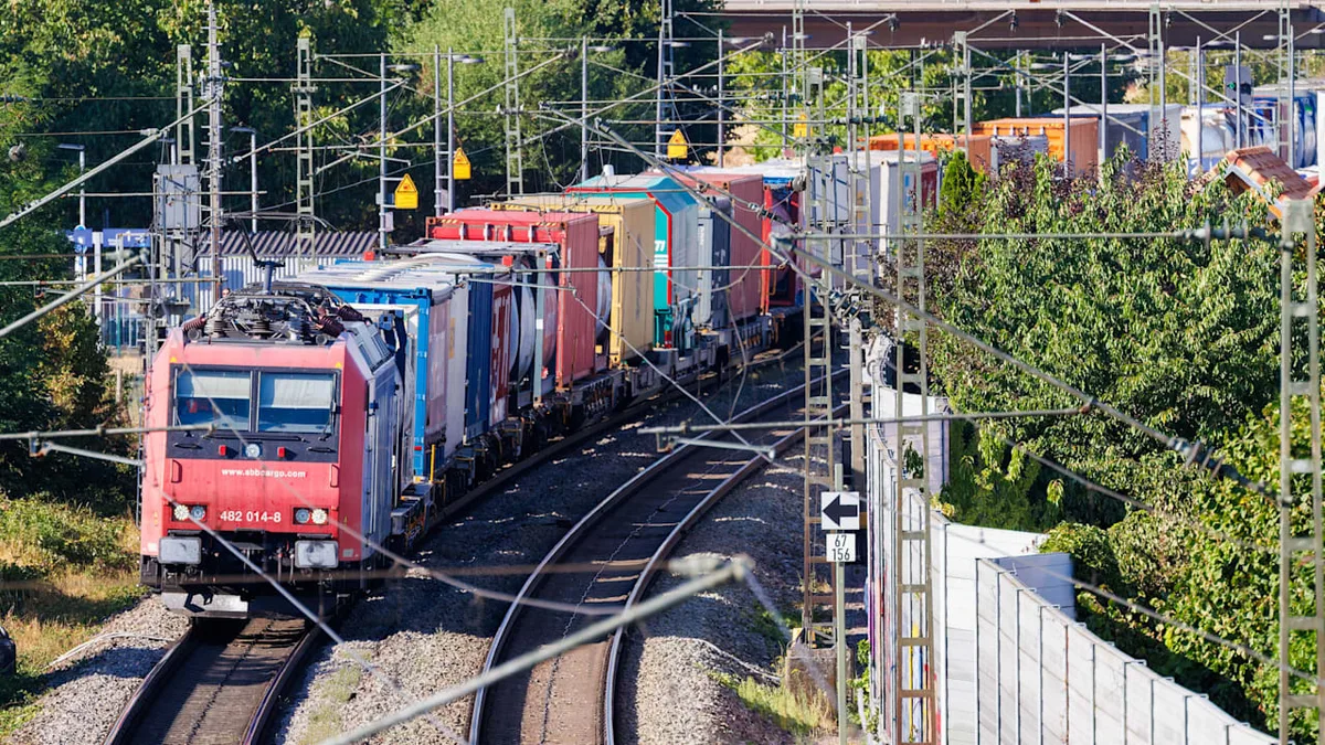 26 Züge verspäteten sich um 1124 Minuten - Besoffener Lokführer pennt im Güterzug