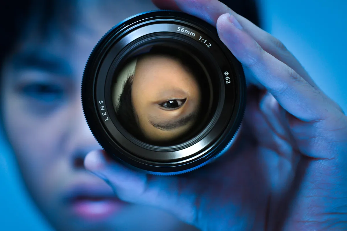 The Analogy Of The Mirror And The Lens