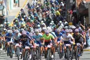 Arrancó la Vuelta Internacional a La Azulita en Bicicleta de Montaña