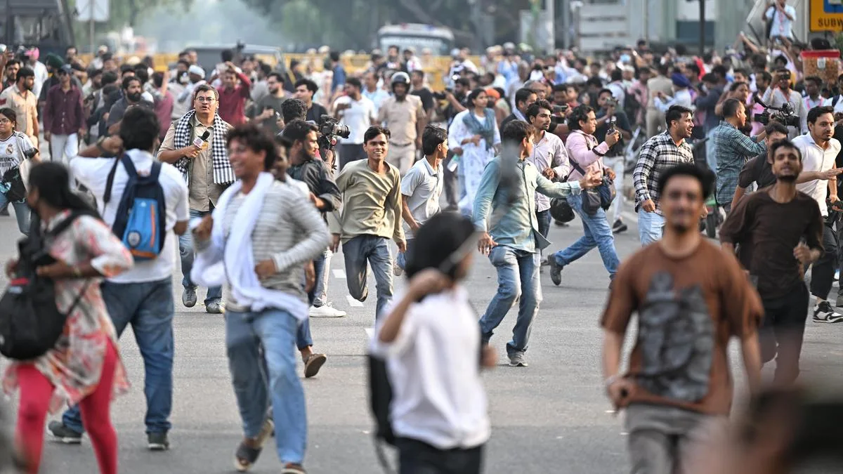 Over 2,500 detained as anti-CEC protesters seek to march to Jantar Mantar