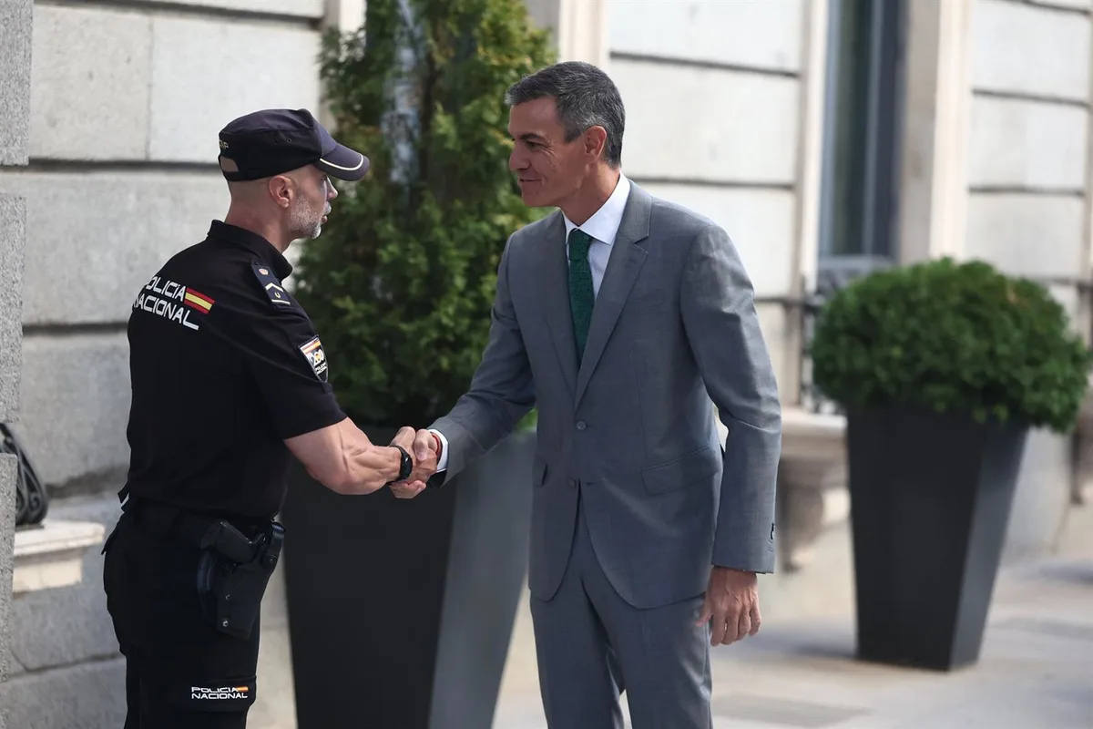 Sánchez garantiza que Ceuta y Melilla seguirán siendo españolas "hasta el final de los tiempos": "Lo son a perpetuidad"