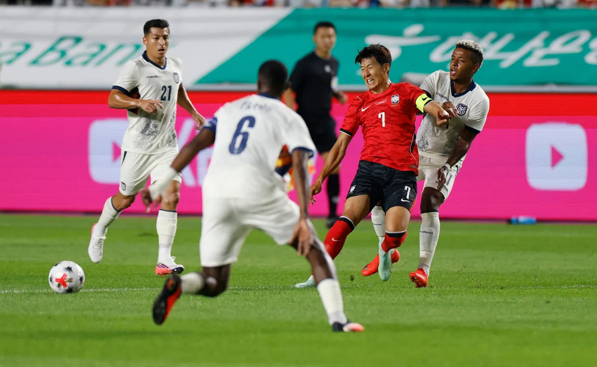 Marcelo Gallardo debuta como entrenador de Ecuador con una derrota 2-0 en un amistoso ante Corea del Sur
