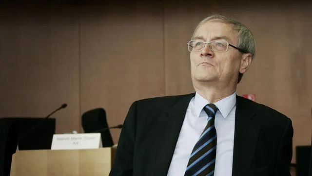 August Hanning: Spion in eigener Sache?