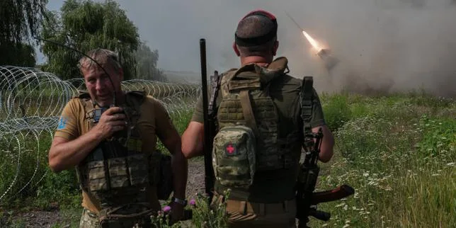 EN DIRECT, guerre en Ukraine : selon Volodymyr Zelensky, Kiev a besoin d’au moins 5 % des missiles Patriot de Washington pour contrer les attaques balistiques russes