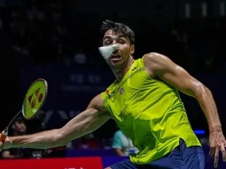 Championnats du monde de badminton. Toma Junior Popov remporte son 16e de finale et rejoint le numéro 4 mondial