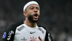 Ex-Man Utd forward Depay takes pay cut to stay at Corinthians