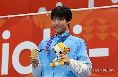 [아시안게임] '13세 수영 천재' 위쯔디 "경기보다 인터뷰가 훨씬 어려워요"