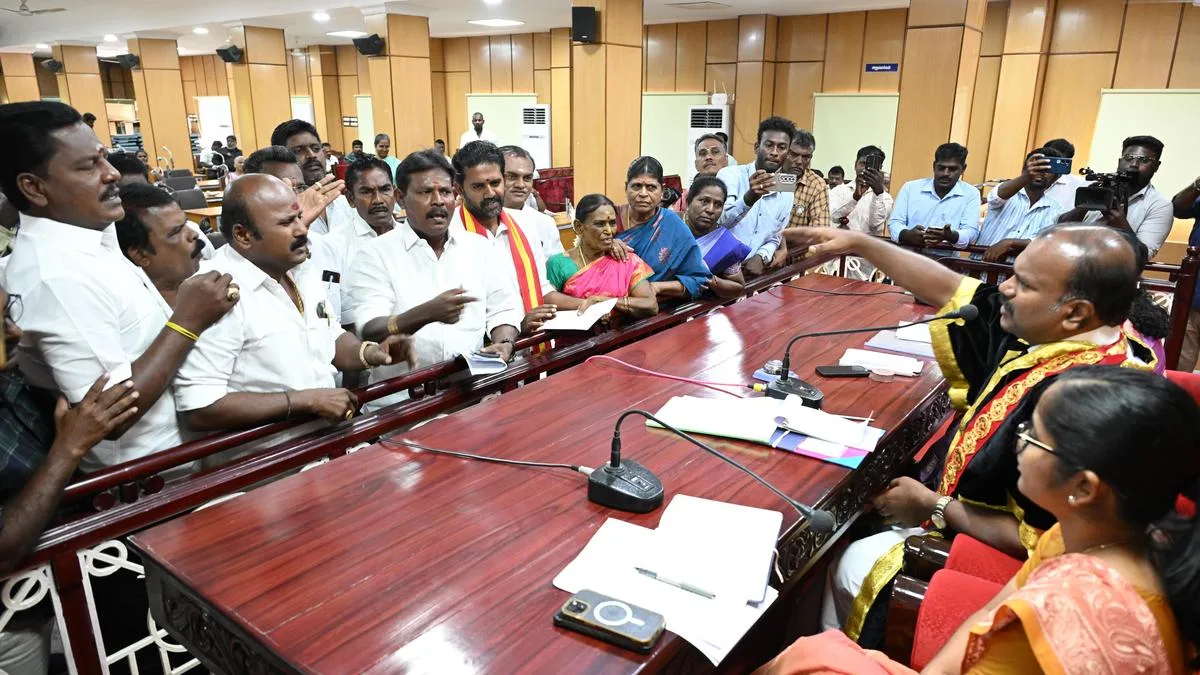 TVK cadre threatening officials, contractors to secure works, alleges Thoothukudi Mayor Jegan