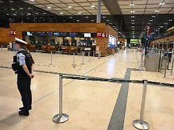 Bundespolizei gibt Entwarnung: Drohnenalarm legt Flughafen BER kurzzeitig lahm