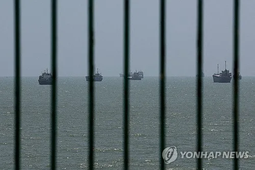 호르무즈 해협 열릴까…이란-오만 개방 협상 어디까지 왔나
