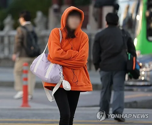 [내일날씨] 맑은 하늘에 아침 기온 5∼10도 '뚝'…강풍에 체감온도 더 낮아