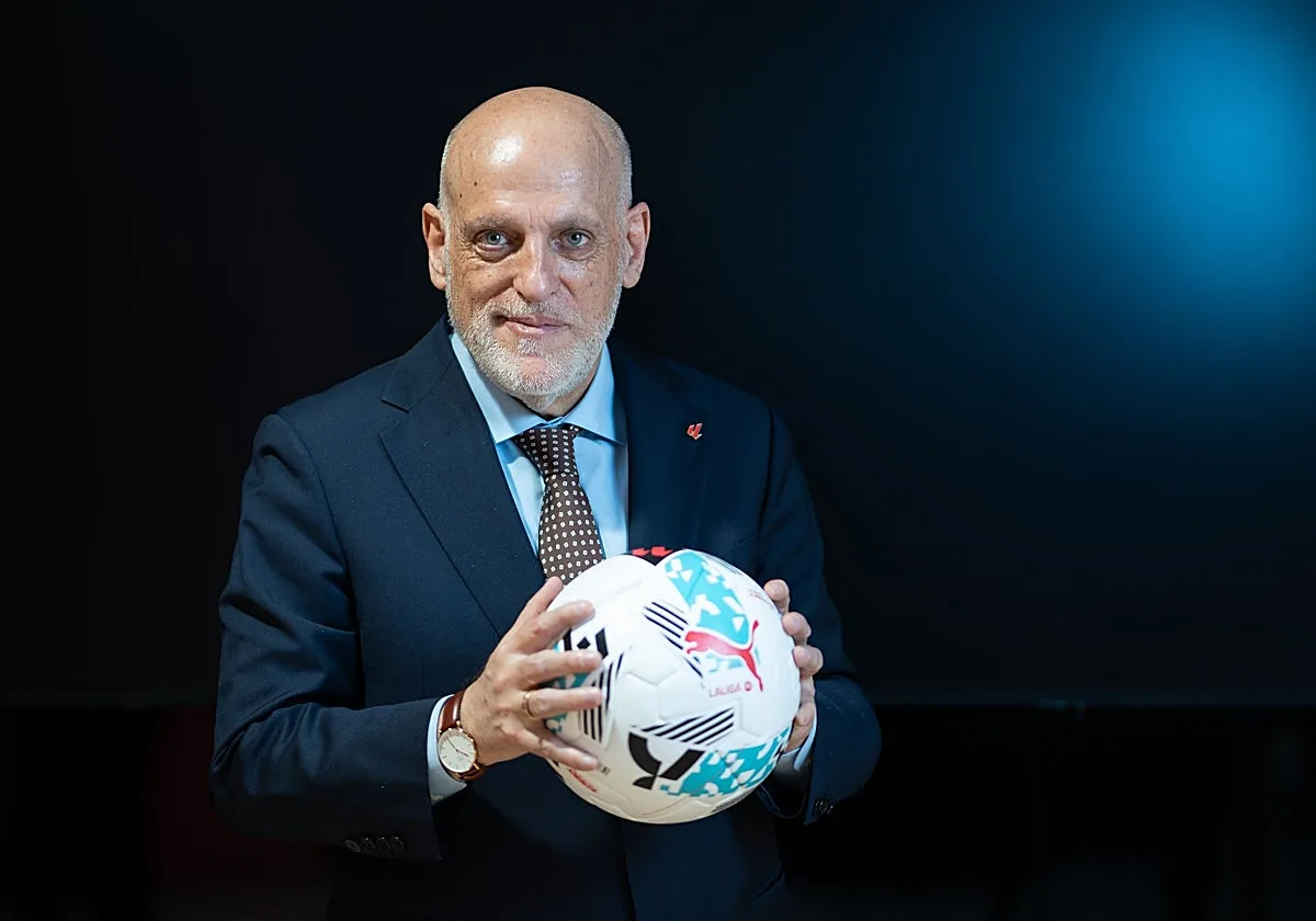 El Real Madrid calienta la previa ante el Sevilla FC pidiendo la dimisión de Tebas