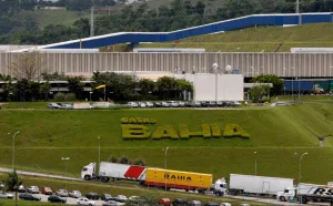 BHIA3: ação da Casas Bahia desaba mais de 30% e vai a R$ 0,45 com pedido de RJ