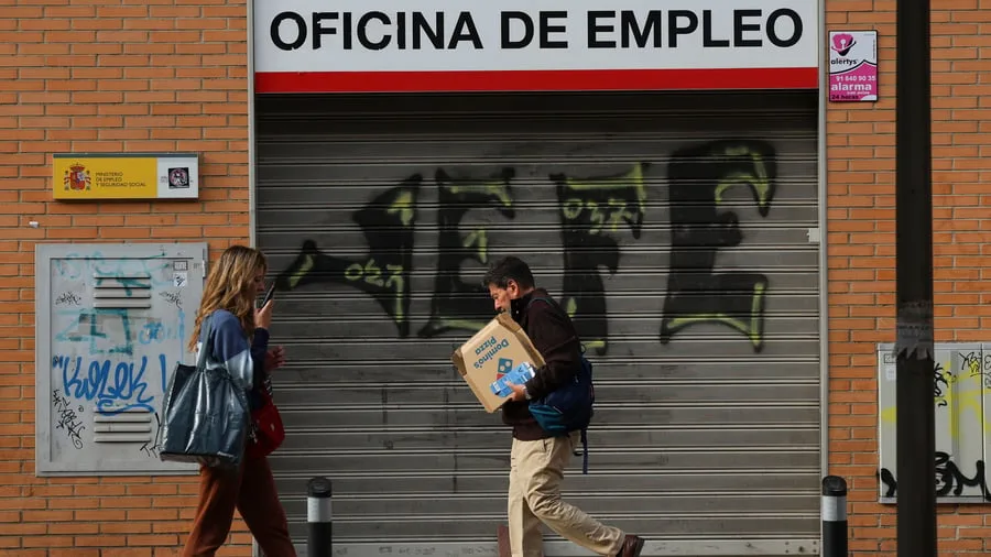 Arbeitslosigkeit Europa: Eurozone – Arbeitslosenquote verharrt auf 6,4 Prozent