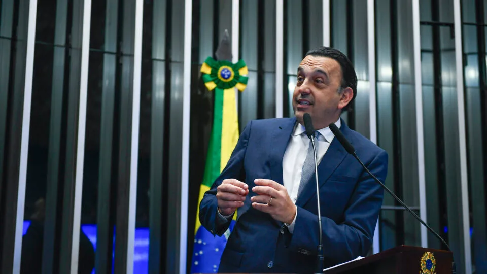 Justiça condena vice de Tarcísio por dizer que PT é “narcoafetivo”