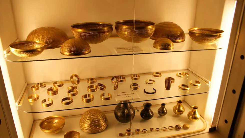 4 minutos: foi o tempo levado para roubar quase 10kg de ouro de 3 mil anos em museu da Europa