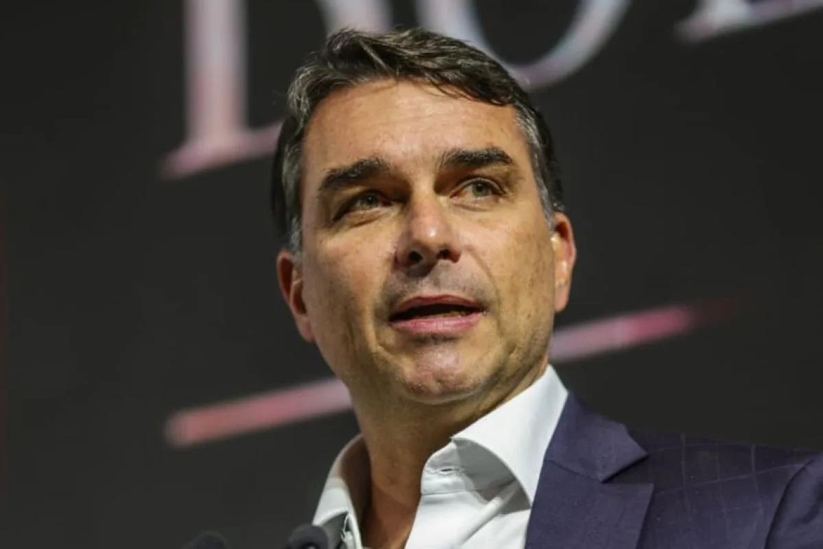 Programa de Flávio ignora fim da 6x1 e propõe jornada flexível