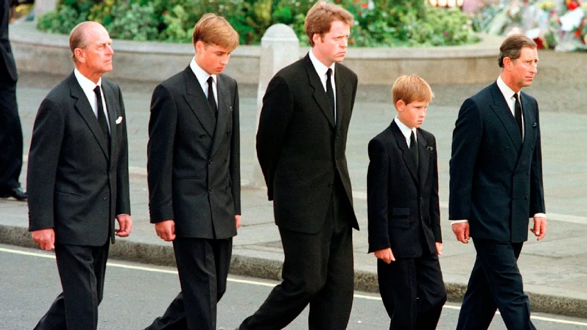 „Das zeigt, wie tief die Gräben zwischen Dianas Bruder und der Königsfamilie sind“