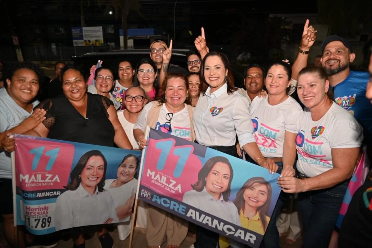 Mailza participa de reunião com mais de mais de 100 pessoas no bairro da Paz