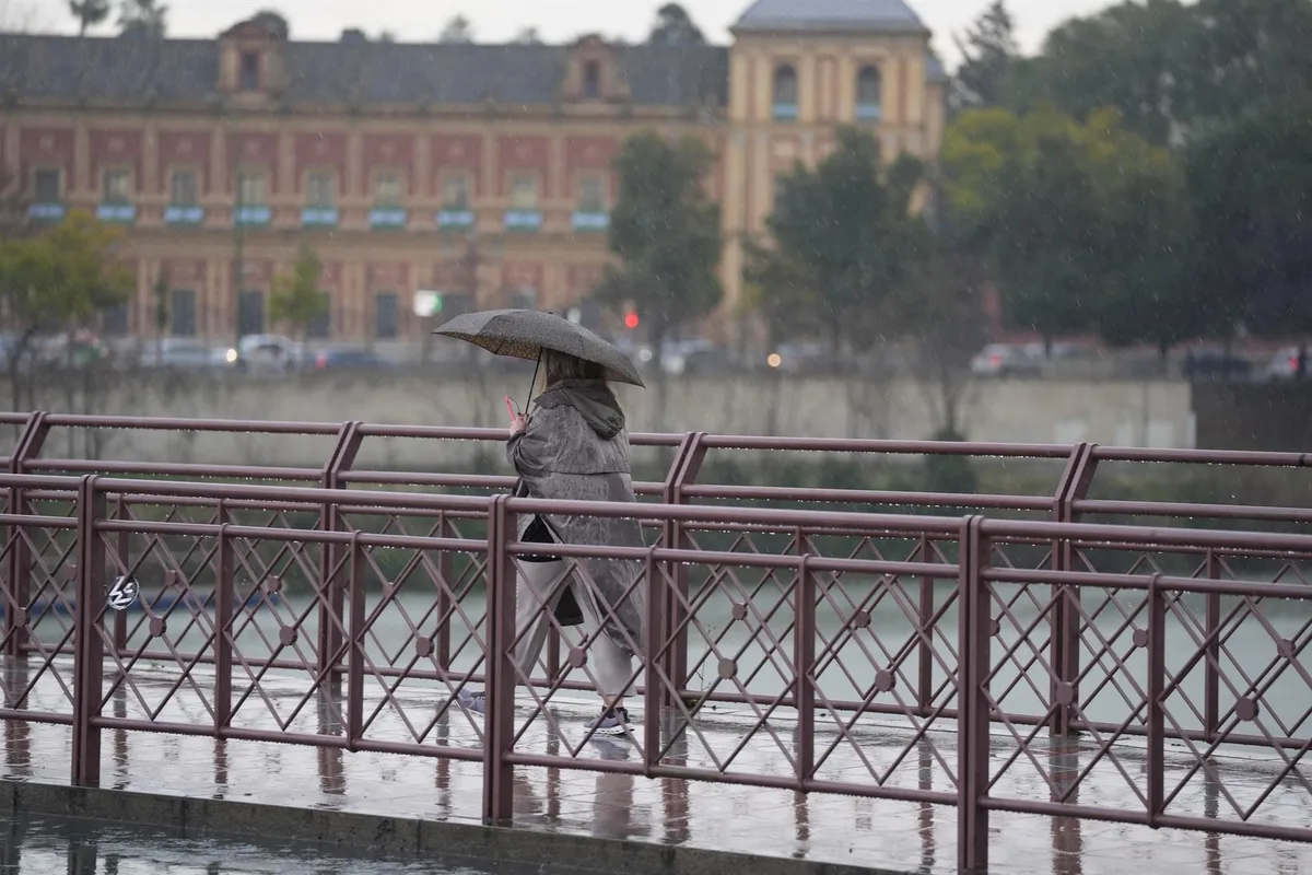 El descenso de temperaturas continuará el fin de semana, con lluvias abundantes en el tercio norte
