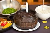 Segredo para usar bacon em bolos e sorvete é revelado e leva apenas 30 minutos de preparo com 5 ingredientes
