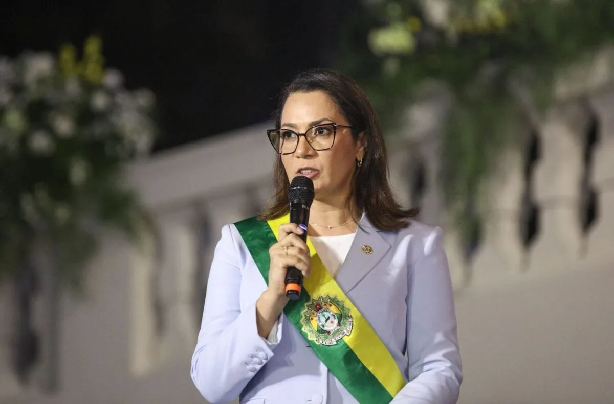 Mailza traça linha entre sua gestão e investigações do governo anterior