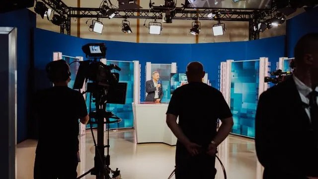 Medienpolitik: Erst der MDR, dann ARD und ZDF?
