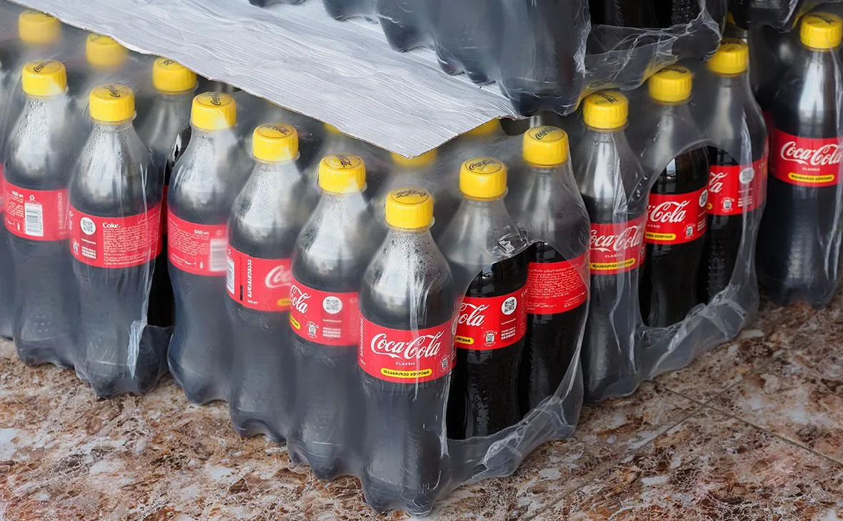 Российские ритейлеры убрали из продажи грузинскую колу и минералку