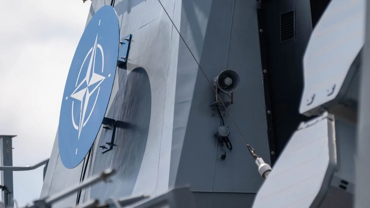 Ermittlungen in Hamburg: Durchsuchungen wegen Betrugs bei Nato-Schiffsdiensten
