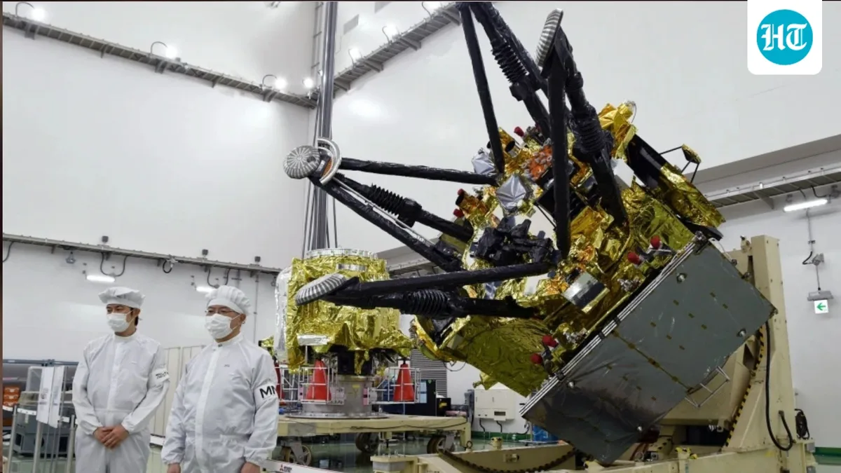 Japan's Mars moon mission aims to bring samples home despite Phobos’ treacherous, low gravity terrain