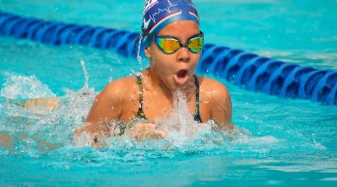 Nadadora amazonense de 9 anos busca novo ouro na Copa Norte-Nordeste em Maceió