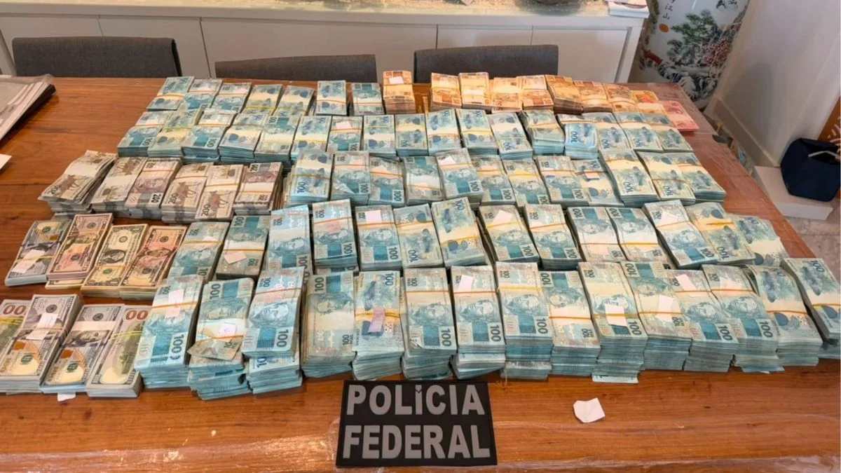 Grupo criminoso que trazia remédios e cigarros eletrônicos do Uruguai e do Paraguai tem R$ 37,8 milhões bloqueados em operação interestadual com ação em SC