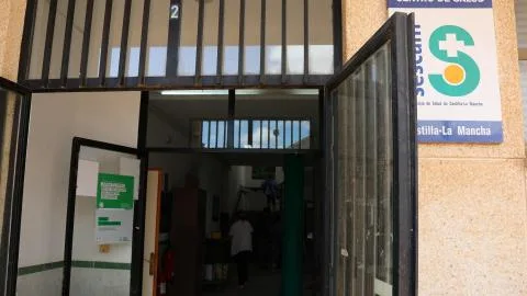 El centro de salud de Madrigueras reabre este viernes tras los daños causados por la riada