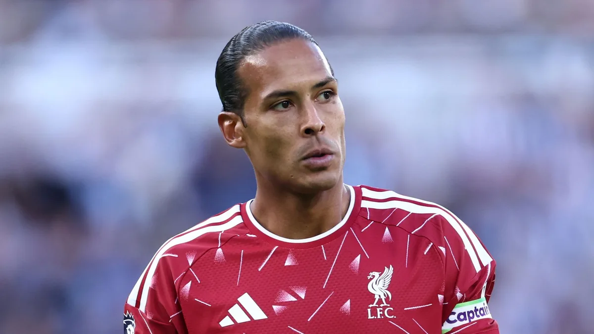 Could an ageing Van Dijk have a problem in Iraola's Liverpool team?