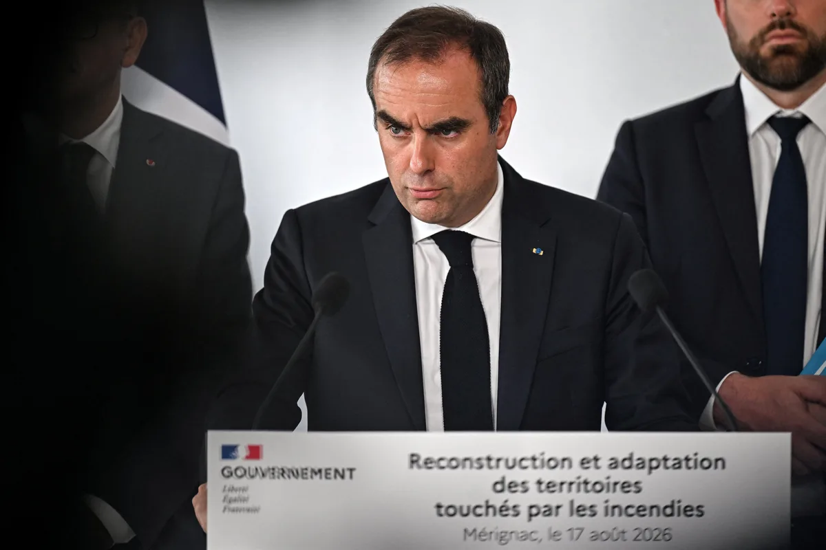Sébastien Lecornu, primer ministro francés, un año al frente de la tormenta política francesa
