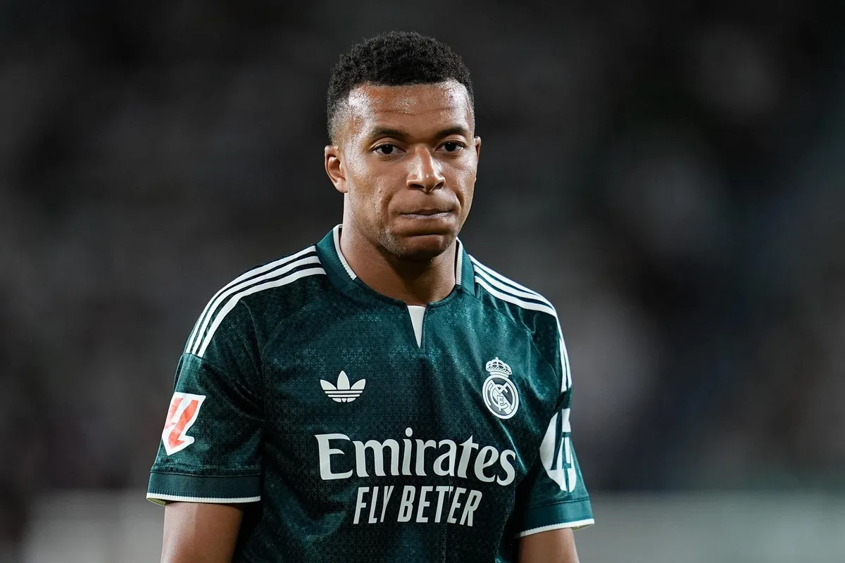 Mbappé asegura tener "toda la solidaridad con Ceuta", pero que no quiere "poner prioridad en el sufrimiento"