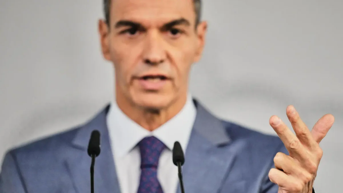Las tres vías de Sánchez para optimizar votos el 29N: épica de remontada, Vox al alza a costa del PP y explorar listas conjuntas al Senado