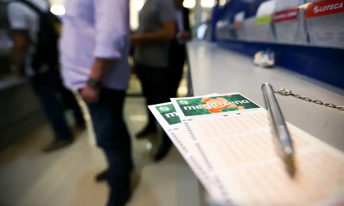 Mega-Sena acumula para R$ 50 milhões; confira os números sorteados