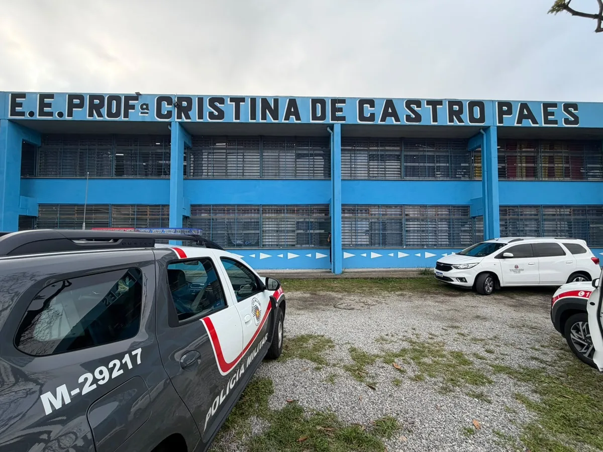 Cinco crianças recebem alta após passarem mal ao comer bolo em escola na Zona Leste de SP; três seguem internadas