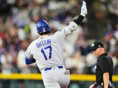 Ohtani says knee felt good after recent bullpen session, powers Dodgers with 2 homers in 11-5 win