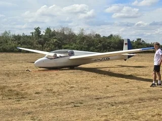 On a testé le planeur sans moteur au-dessus de Bagnoles-de-l’Orne (et c’est à couper le souffle)
