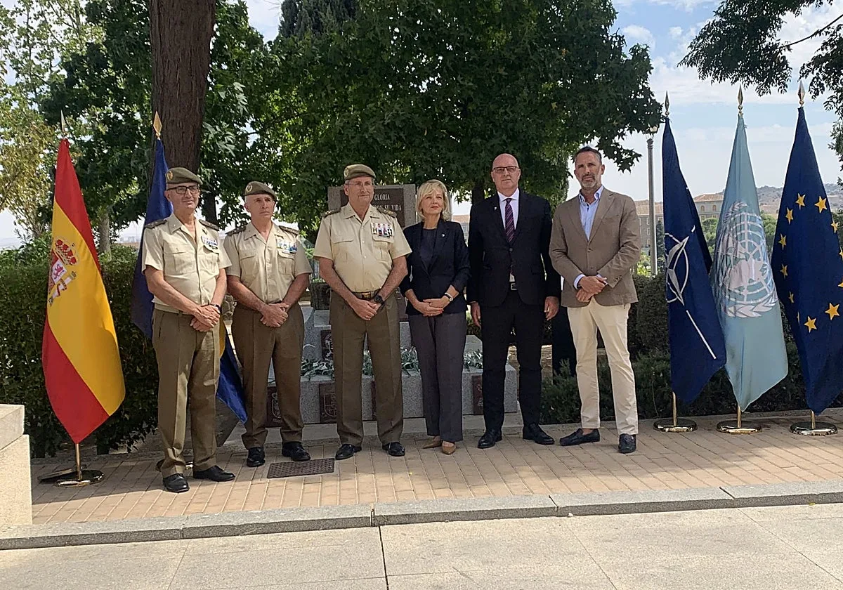 Un monolito en el Museo del Ejército rinde homenaje a 23 militares españoles y un intérprete fallecidos en Bosnia