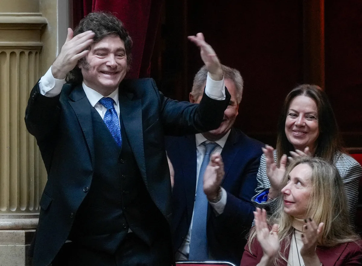 Con poco margen, el Gobierno busca acelerar acuerdos para evitar las sesiones extraordinarias: dudas en el Senado