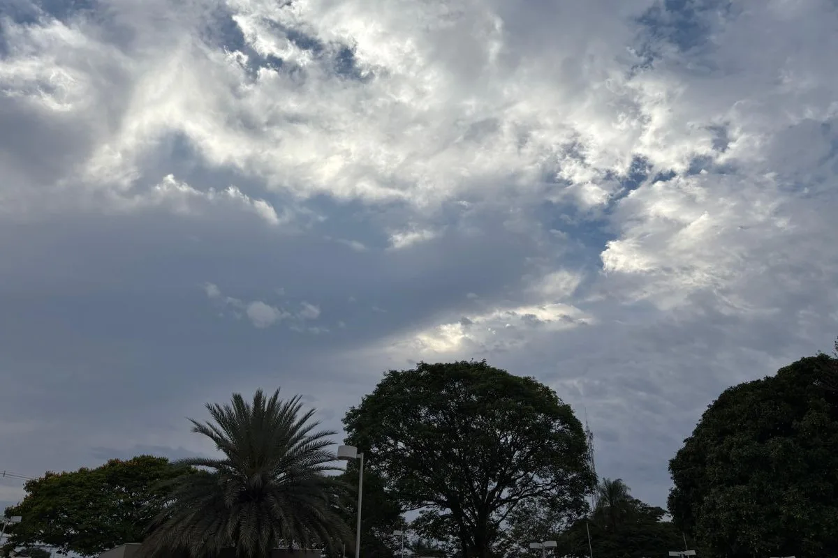 Domingo divide Mato Grosso do Sul entre alertas de tempestade e baixa umidade