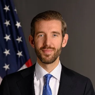 El nuevo hombre de Trump para América latina se metió de lleno en la pelea con China y Huawei